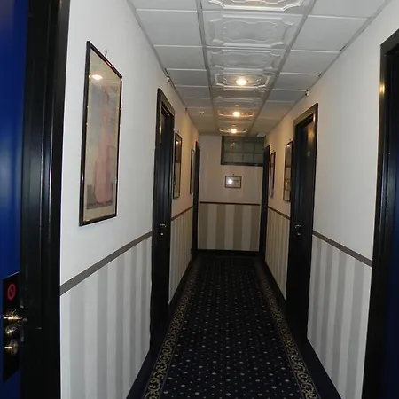 Helios Hotel